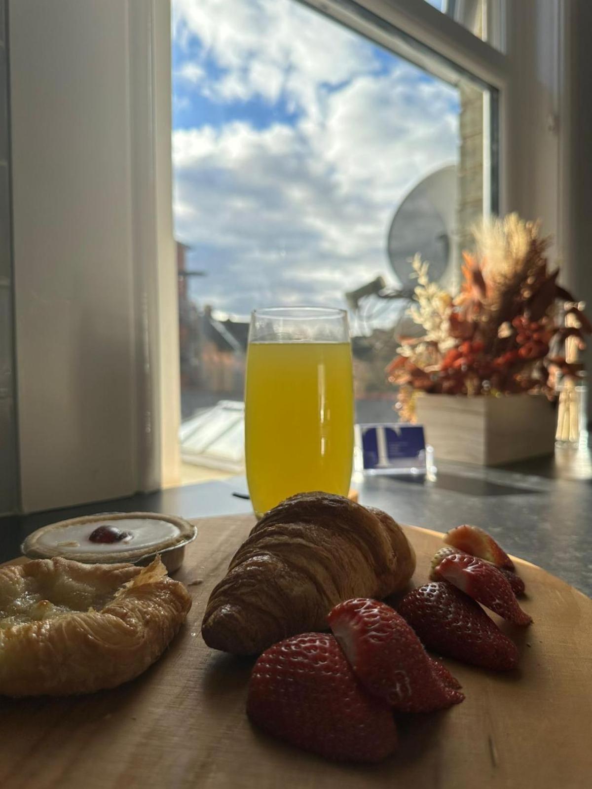 Cambridge Central Rooms - Tas Accommodations Экстерьер фото